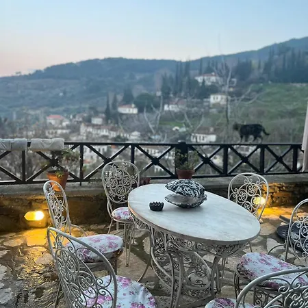 Adissa Butik Hotel *