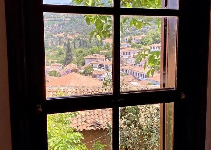 Adissa Butik * Selçuk